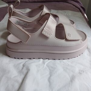 UGG NWT GoldenGlow Women's Light Pink Platform Sandal - Strappy Velcro Size 11